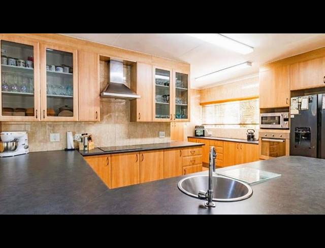 4 BEDROOM HOUSE FOR SALE IN TERENURE